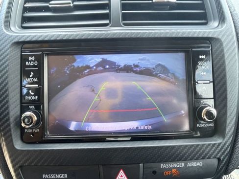 Used 2024 Mitsubishi Outlander Sport ES AWD/4WD image 21