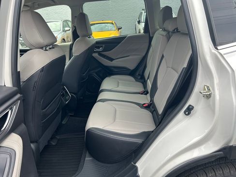 Used 2020 Subaru Forester Limited image 20