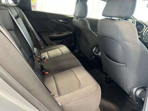Used 2024 Chevrolet Malibu LT FWD image 19
