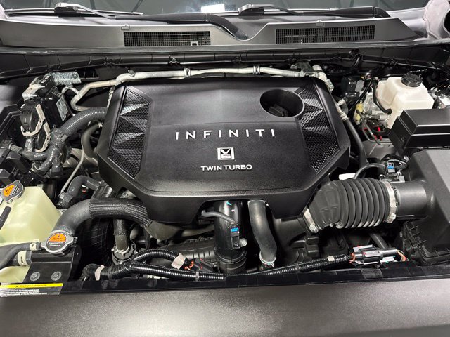 Used 2025 INFINITI QX80 Pure AWD/4WD image 11
