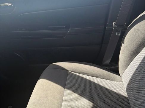 Used 2017 Jeep Patriot Latitude FWD image 7