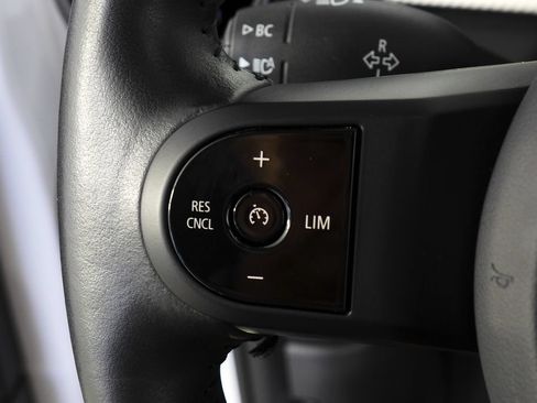 Used 2024 MINI Cooper SE FWD image 28