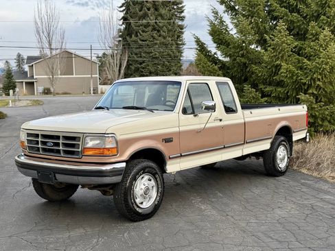 Used 1995 Ford F250 XLT image 6