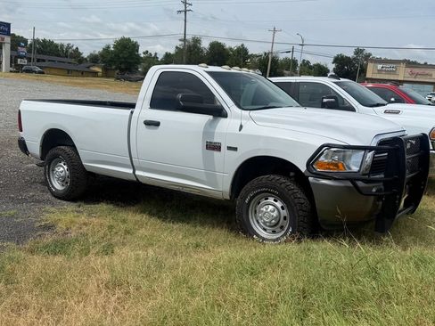 Used 2010 Dodge Ram 2500 Truck ST w/ ST Popular Equipment Group AWD/4WD image 3