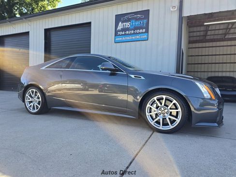 Used 2011 Cadillac CTS V w/ Wood Trim Package RWD image 10