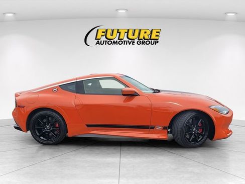 Used 2024 Nissan Z Performance w/ Heritage Edition image 3