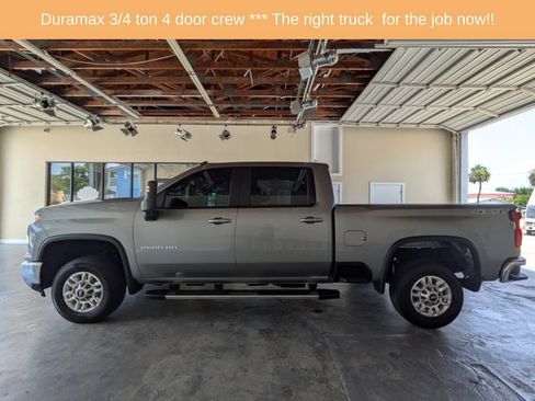 Used 2025 Chevrolet Silverado 2500 LT w/ Convenience Package AWD/4WD image 7