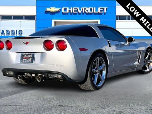 Used 2012 Chevrolet Corvette Coupe w/ Roof Package image 5
