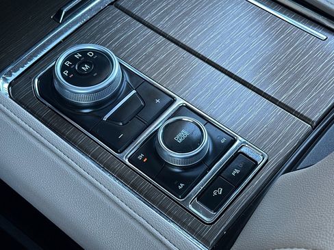 Certified 2023 Ford Expedition Limited AWD/4WD image 19