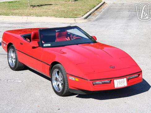 Used 1989 Chevrolet Corvette Convertible image 20