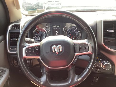 Used 2020 RAM 1500 Big Horn AWD/4WD image 14