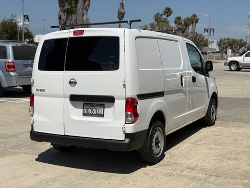 Used 2014 Nissan NV200 S w/ Cruise Control Package FWD image 10