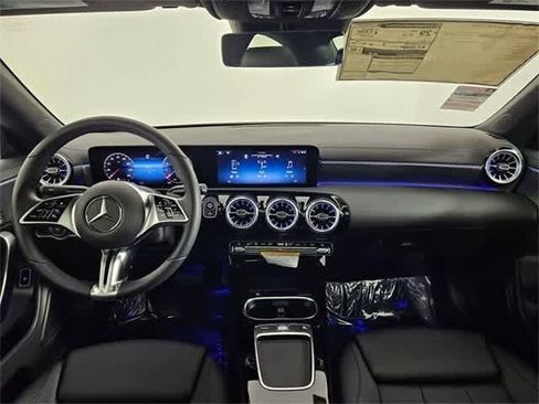 Certified 2025 Mercedes-Benz CLA 250 4MATIC image 15