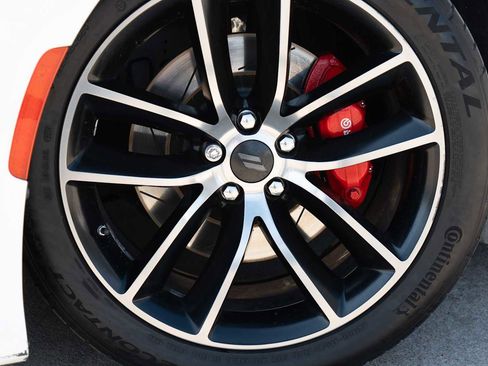 Used 2017 Dodge Charger R/T Scat Pack image 2