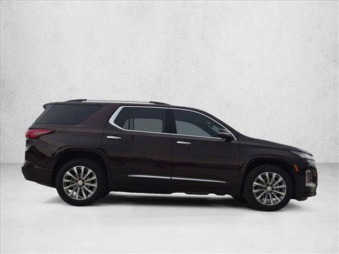 Used 2023 Chevrolet Traverse Premier w/ LPO, Floor Liner Package AWD/4WD image 4