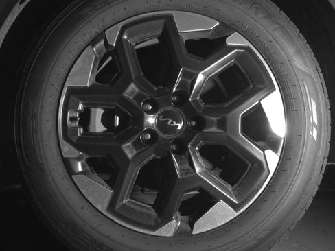 Used 2024 Kia Sorento S FWD image 12