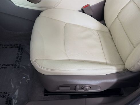 Used 2024 Chevrolet Malibu LT FWD image 20