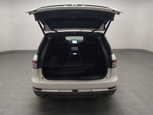 Used 2021 Lincoln Aviator Reserve w/ Equipment Group 201A RWD image 29