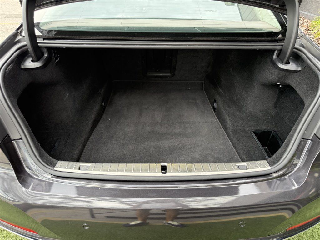 Used 2022 BMW 740i RWD image 36