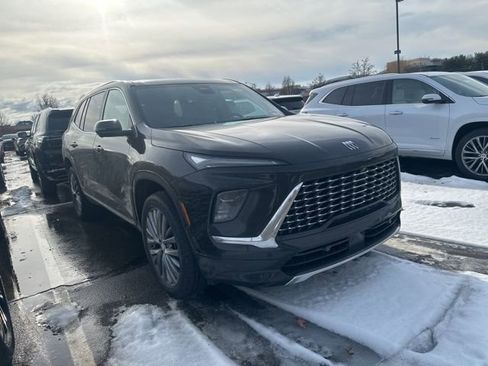 New 2026 Buick Enclave Avenir w/ Super Cruise Package image 4