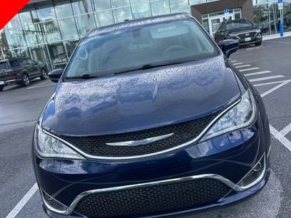 Used 2020 Chrysler Pacifica Touring