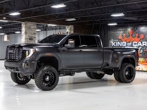 Used 2026 GMC Sierra 3500 Denali Ultimate AWD/4WD image 13