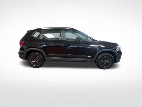 Certified 2023 Volkswagen Taos S FWD image 10