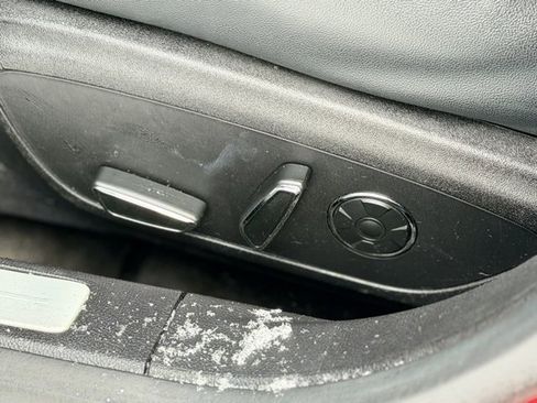 Used 2016 Lincoln MKZ AWD w/ Equipment Group 300A Reserve image 6