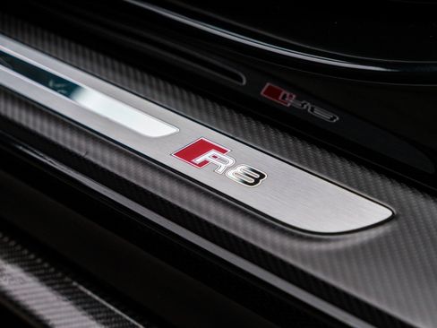 Used 2017 Audi R8 V10 plus image 78