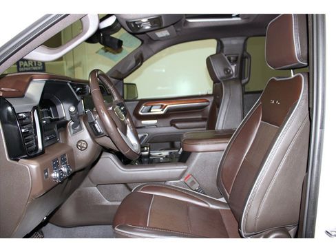 Used 2023 GMC Sierra 1500 Denali w/ Denali Reserve Package image 12