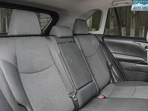Used 2020 Toyota RAV4 XLE AWD/4WD image 22