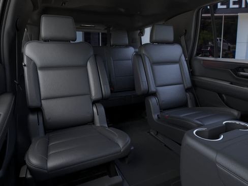 New 2026 GMC Yukon Denali w/ Sun & Power Step Package AWD/4WD image 17