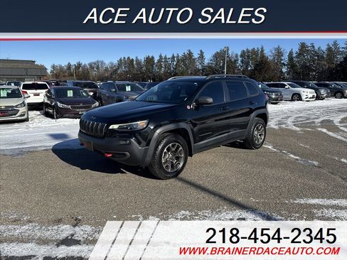 Used 2020 Jeep Cherokee Trailhawk w/ Cold Weather Group image 1