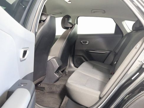 Used 2025 Kia K4 FWD image 11