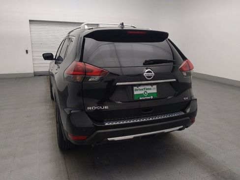 Used 2020 Nissan Rogue SV w/ Premium Package FWD image 6