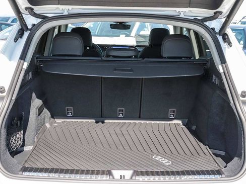 New 2025 Audi Q5 Premium image 34