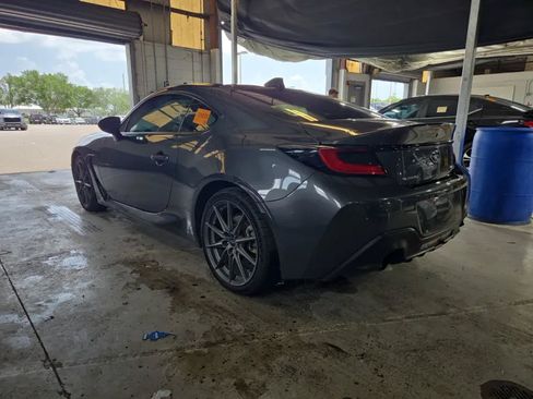 Used 2022 Subaru BRZ Limited RWD image 9