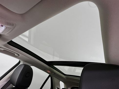 Certified 2025 Mercedes-Benz GLE 350 4MATIC image 24