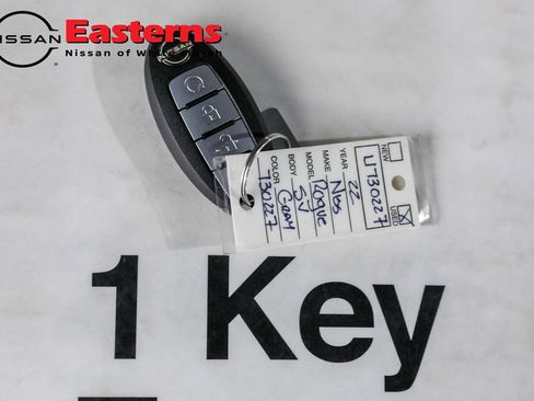 Used 2022 Nissan Rogue SV AWD/4WD image 25