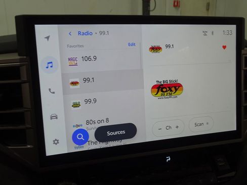 Used 2025 Toyota Tundra Limited image 32