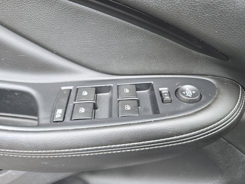 Used 2020 Buick Envision Premium image 26