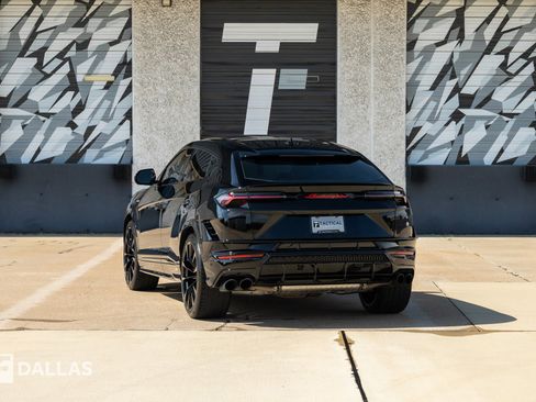 Used 2023 Lamborghini Urus S AWD/4WD image 11
