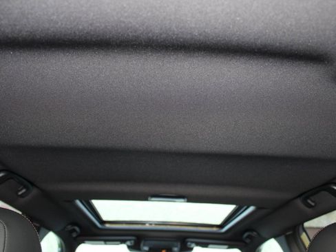 Used 2025 Subaru Forester Touring image 23