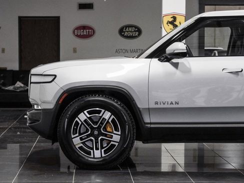Used 2022 Rivian R1T Launch Edition image 18