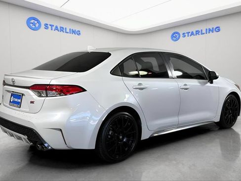 Used 2022 Toyota Corolla SE FWD image 9