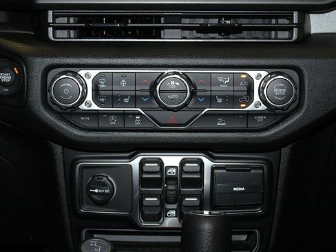 New 2026 Jeep Wrangler Unlimited Sport AWD/4WD image 20
