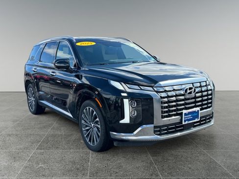 Certified 2025 Hyundai Palisade Calligraphy AWD/4WD image 7