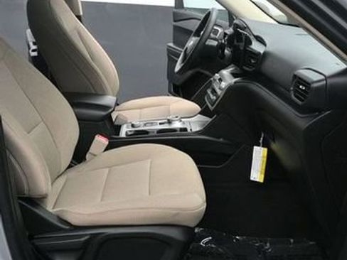 Used 2021 Ford Explorer 4WD image 10