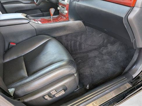 Used 2011 Lexus LS 460 AWD w/ Luxury Value Edition image 16