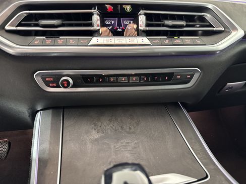 Used 2020 BMW X5 xDrive40i w/ Convenience Package AWD/4WD image 18